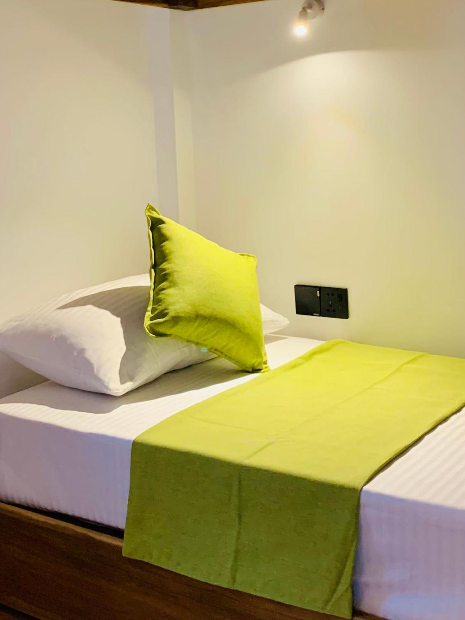 Breeze Bay Villa Dikwella Ngoại thất bức ảnh